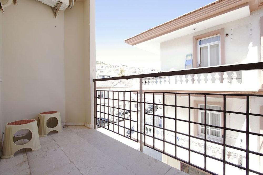 Koz Eren Otel Çeşme Luaran gambar