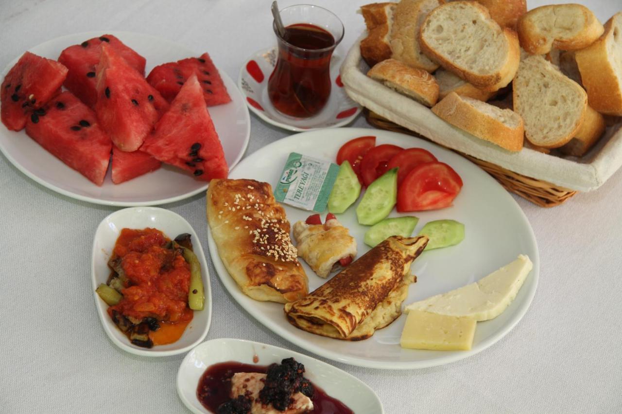 Koz Eren Otel Çeşme Luaran gambar